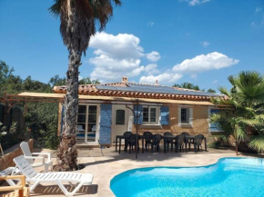 Villa 6 ch ,18 per, piscine chau